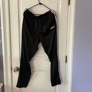 Mens polyester adidas track pants XL